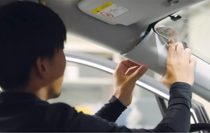 写真:内装ばらし