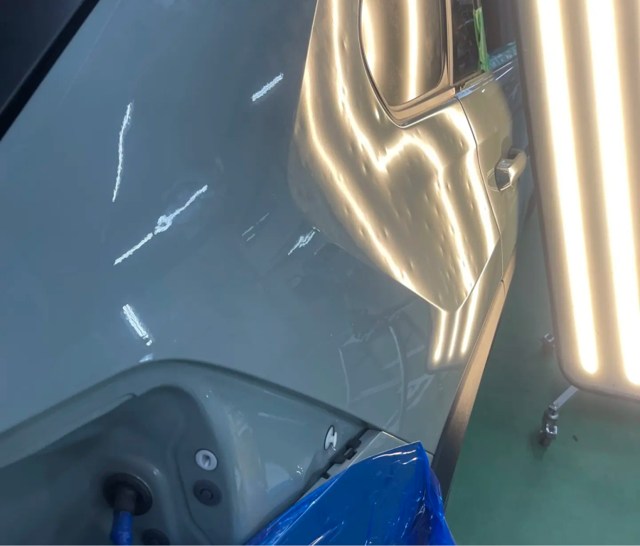 雹害車のビフォー画像